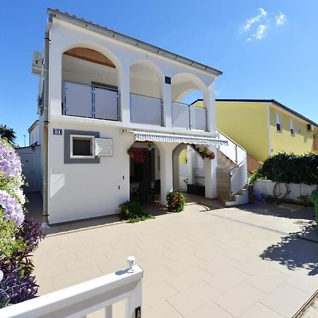 Apartment Lavender Vir Zewnętrze zdjęcie