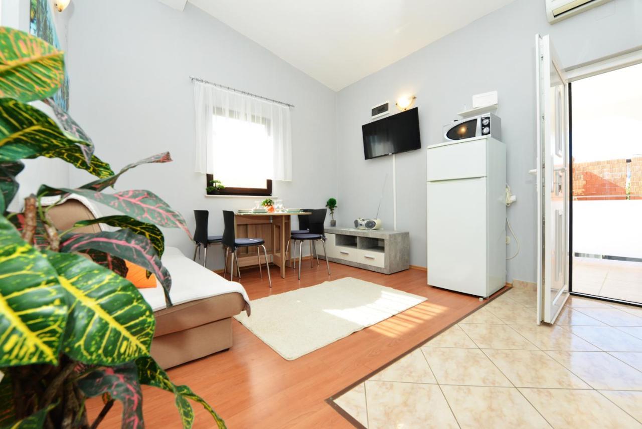 Apartment Lavender Vir Zewnętrze zdjęcie