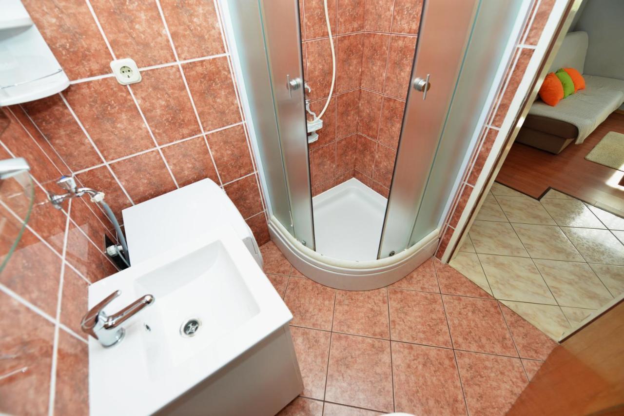 Apartment Lavender Vir Zewnętrze zdjęcie