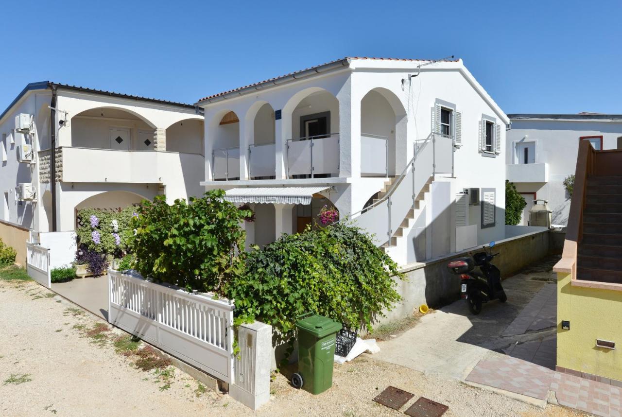 Apartment Lavender Vir Zewnętrze zdjęcie