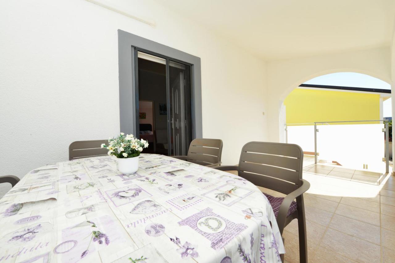Apartment Lavender Vir Zewnętrze zdjęcie