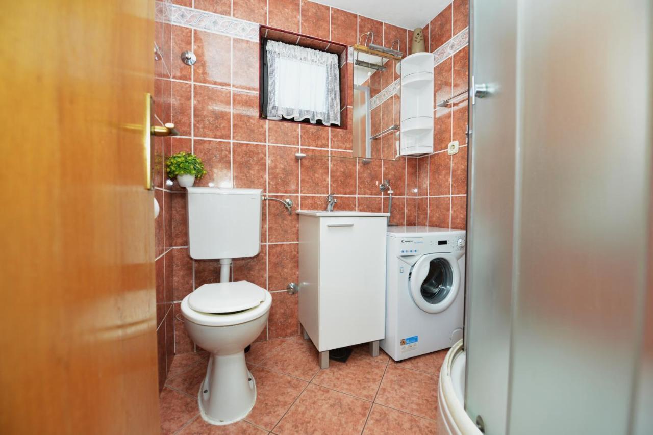 Apartment Lavender Vir Zewnętrze zdjęcie