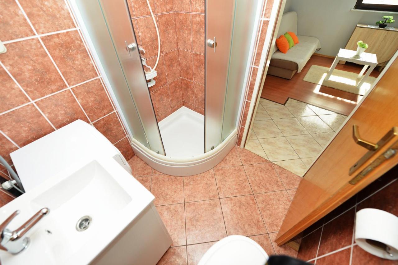 Apartment Lavender Vir Zewnętrze zdjęcie