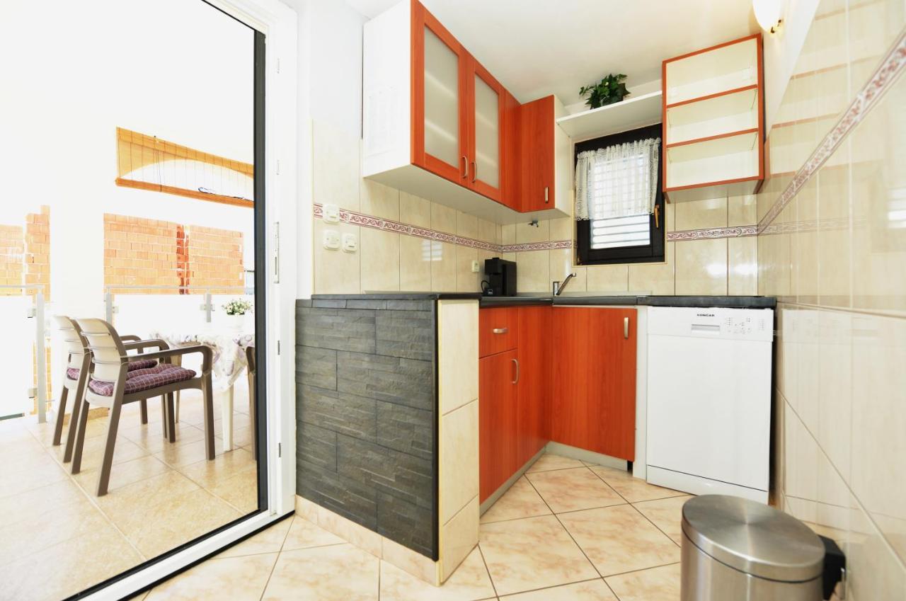 Apartment Lavender Vir Zewnętrze zdjęcie